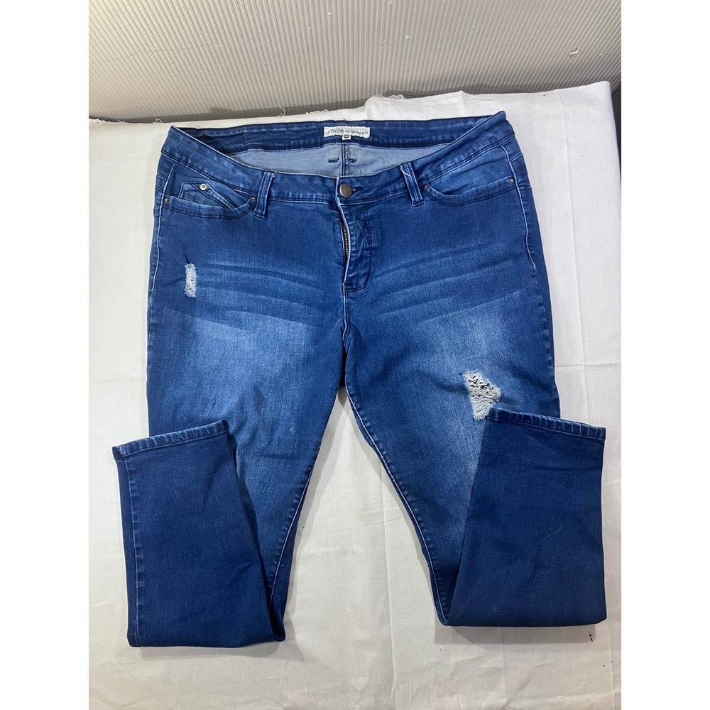Royalty for Me Women 18W Blue Denim Distressed Skinny Jeans